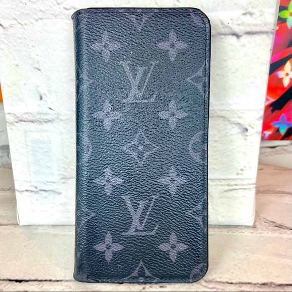 Louis Vuitton Handbags - Louis Vuitton graphite monogram phone case converted to Key Cles card wallet